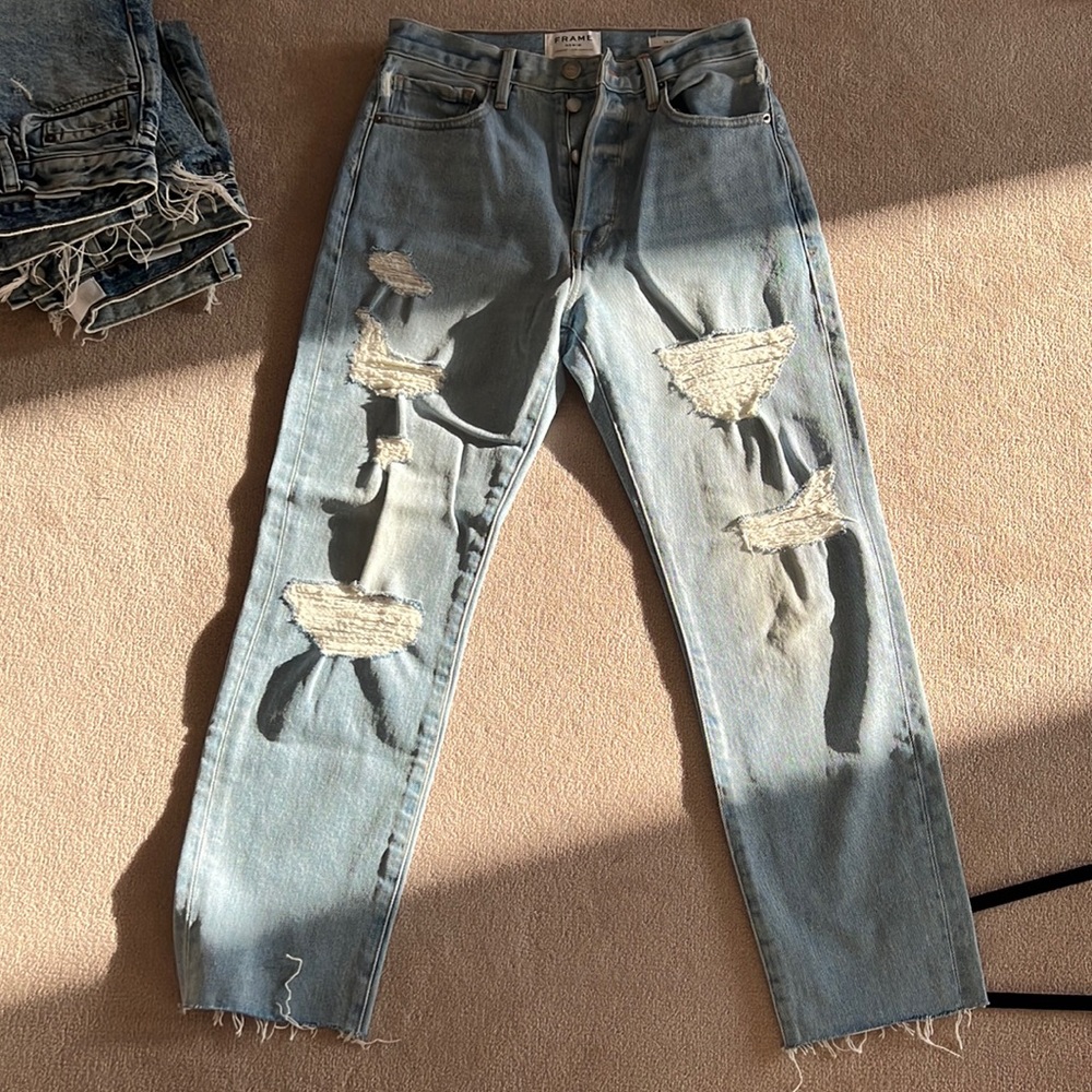 Frame denim let original fit with rips